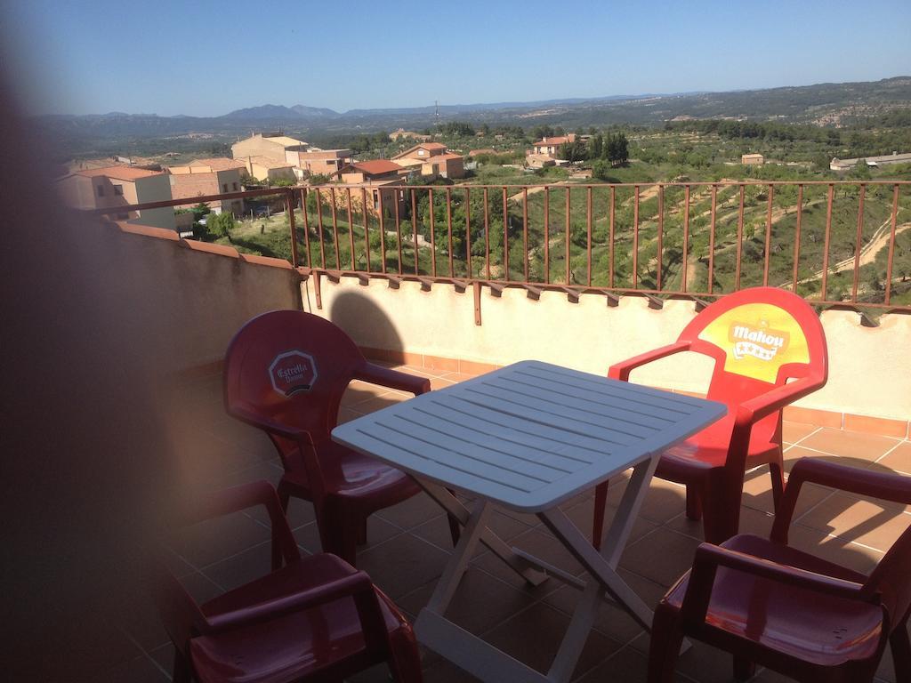 Apartaments La Fabrica Horta de Sant Joan Szoba fotó