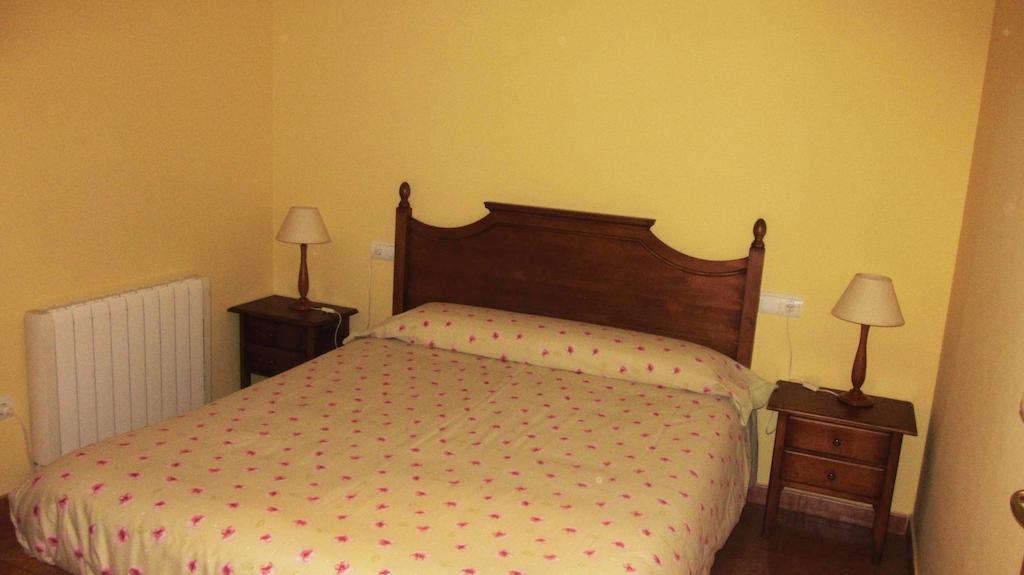 Apartaments La Fabrica Horta de Sant Joan Szoba fotó