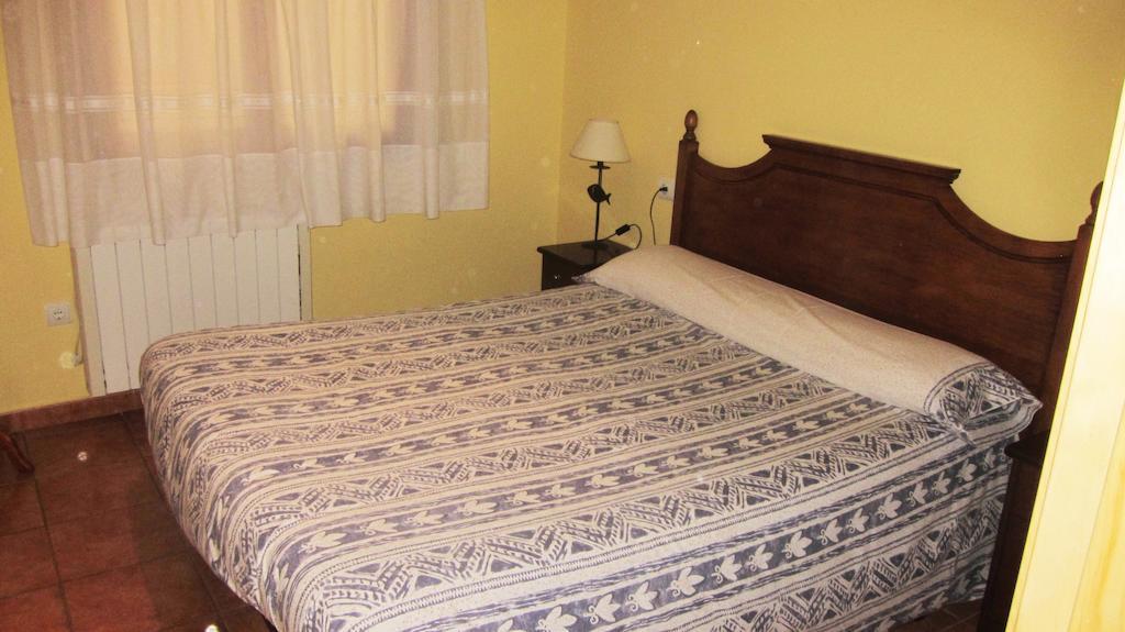 Apartaments La Fabrica Horta de Sant Joan Szoba fotó